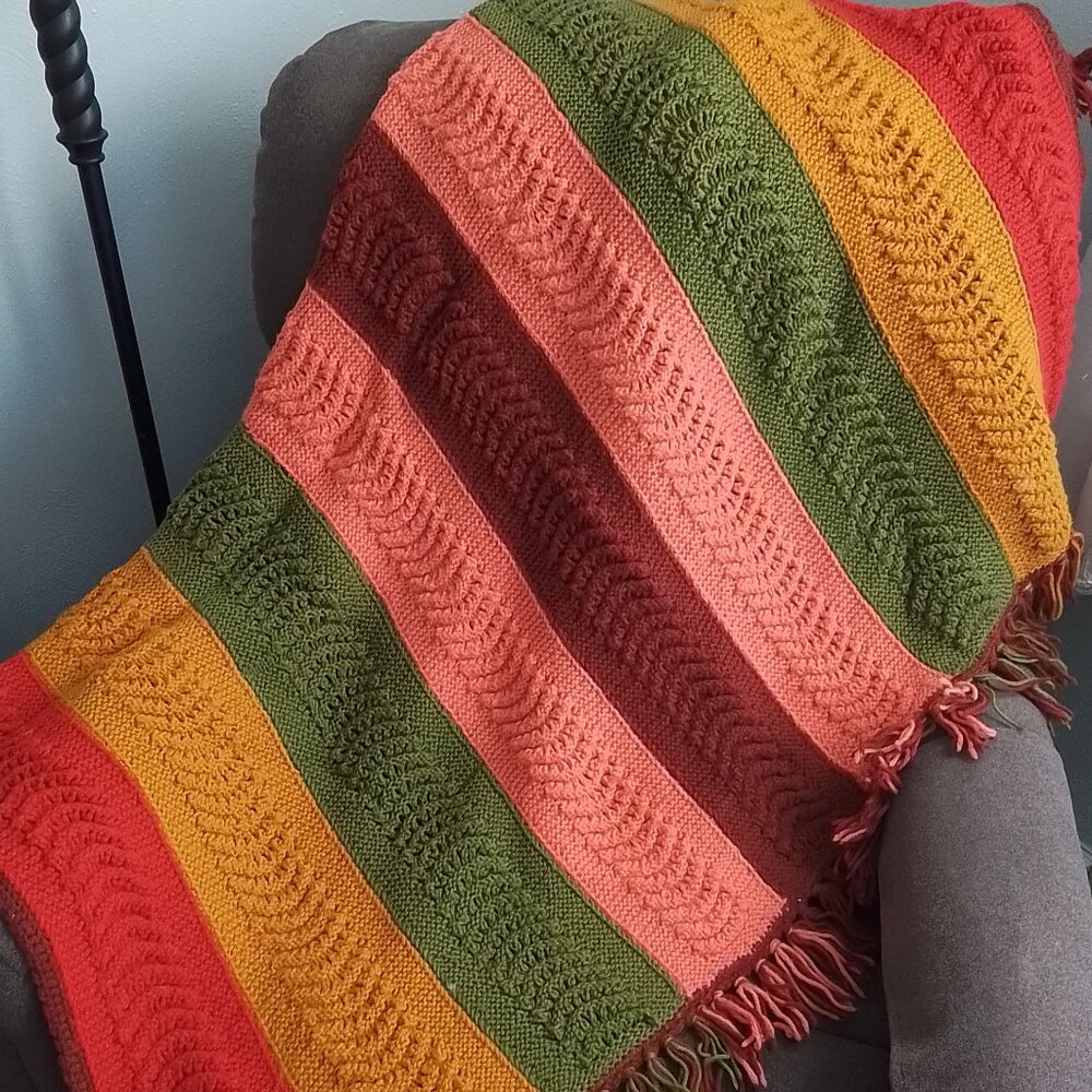 Vintage hand knitted afgan
